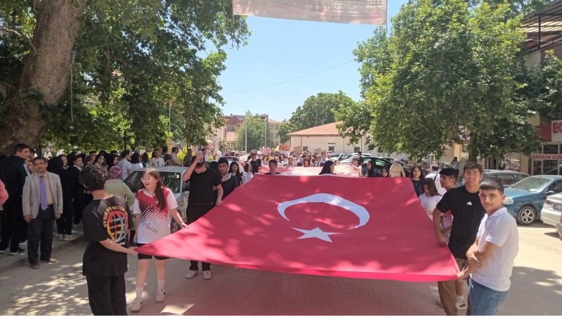 TOPLUMSAL DUYARLILIK YÜRÜYÜŞÜMÜZ